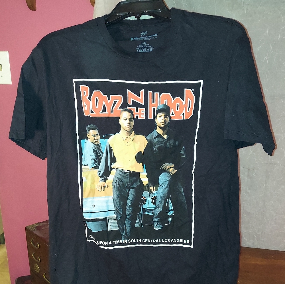 Boyz In The Hood T-Shirt size Large Like New